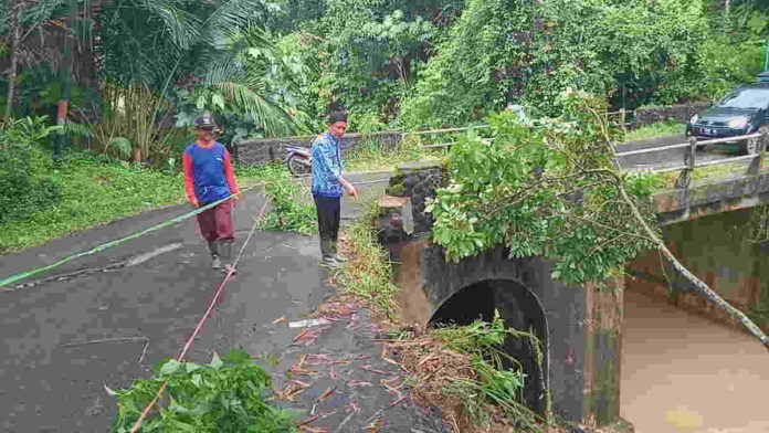 Hujan Deras, Sejumlah Wilayah di Langkaplancar Pangandaran Longsor