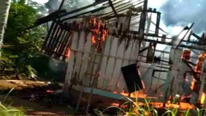 Rumah di Sukadana Kebakaran