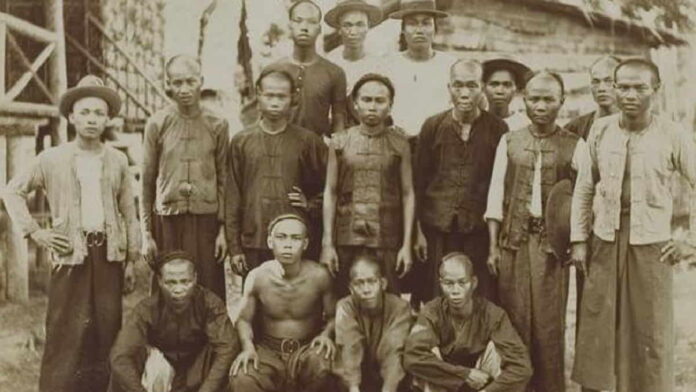Sejarah Tionghoa di Indonesia, Kedatangan, Konflik hingga Hubungan