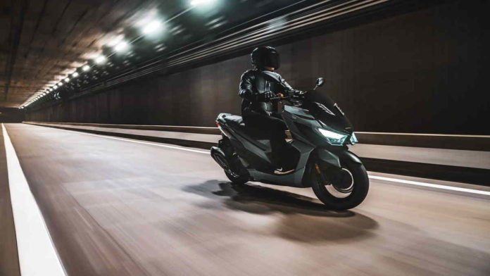 Skuter Matik GPX Drone Bernuansa Sporty Resmi Mengaspal di Thailand
