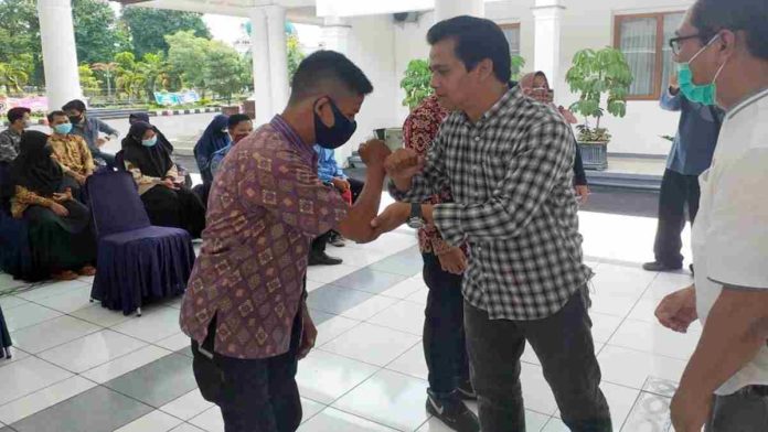 Wabup Ciamis Lepas Gerakan Pemuda Mengajar Desa