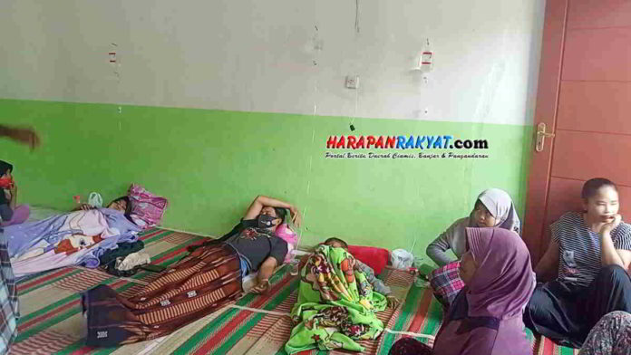 korban Keracunan Massal di Tasikmalaya