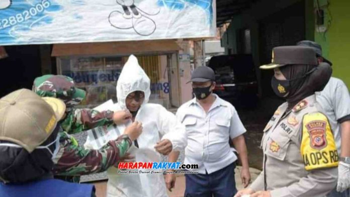 Himbauan patuhi prokes dan sanksi masih diabaikan warga Kota Banjar. Foto: Hendra Irawan/HR.
