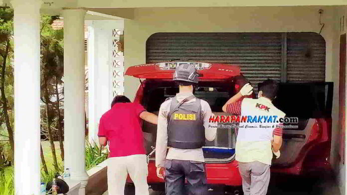 Kasus TPK Proyek DPUPRKP, KPK Geledah Rumah Pengusaha di Kota Banjar