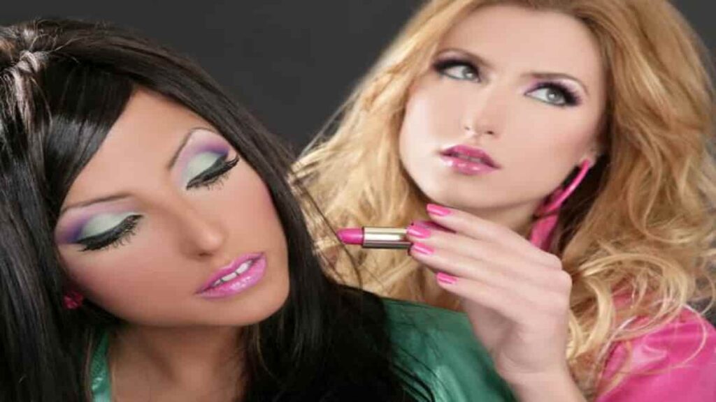 Make Up Karakter Simple