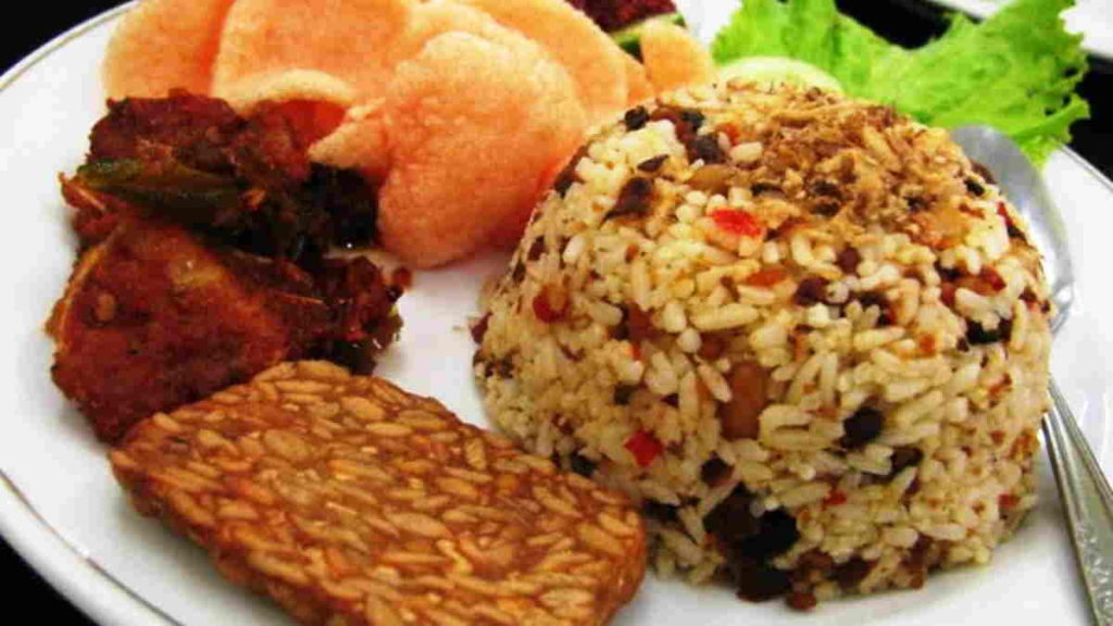 Makanan Tradisional Sunda yang Pasti Bikin Ngiler, Cek Daftarnya Di Sini!