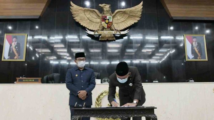 Otonom Baru