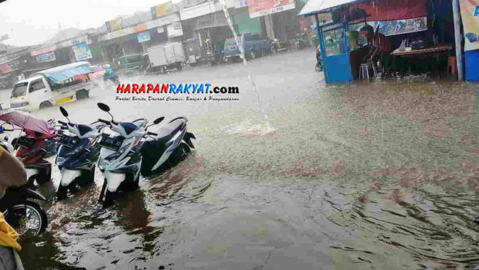 Pasar Manis Ciamis Tergenang Banjir