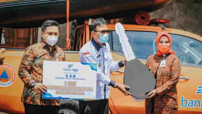 Pemkab Ciamis Dapat Bantuan Mobil Penanggulangan Bencana dari bjb