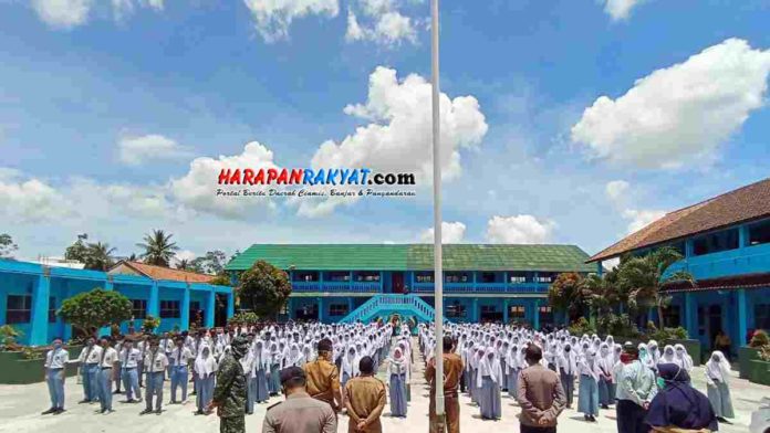 Pertahankan Zona Hijau, Gugus Tugas Mangunjaya Pangandaran Terus Edukasi Prokes