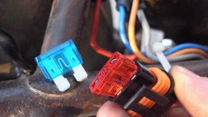 Sekring Motor Putus, Cari Tahu Penyebab dan Solusinya