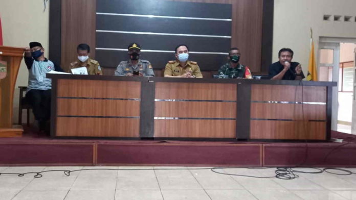 Sosialisasi Pilkades Serentak di Ciamis Terapkan Prokes