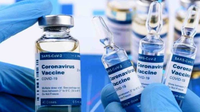 Vaksinasi Covid-19 di Indonesia perlu dukungan kepatuhan masyarakat dalam menerapkan 3M. Foto: Net/Ist.