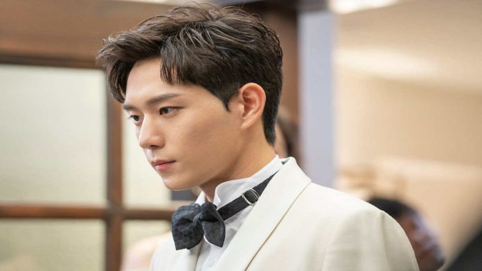 Kim Young Dae di True Beauty