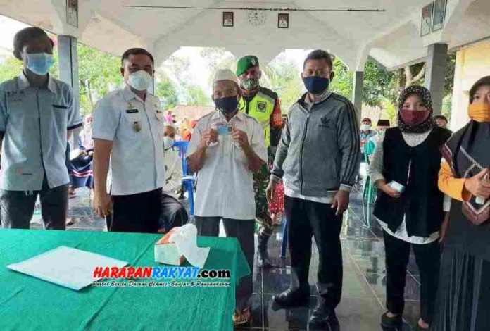 373 KPM terdampak Covid-19 di Cipaku Ciamis terima BST. Foto: Edji Darsono/HR.