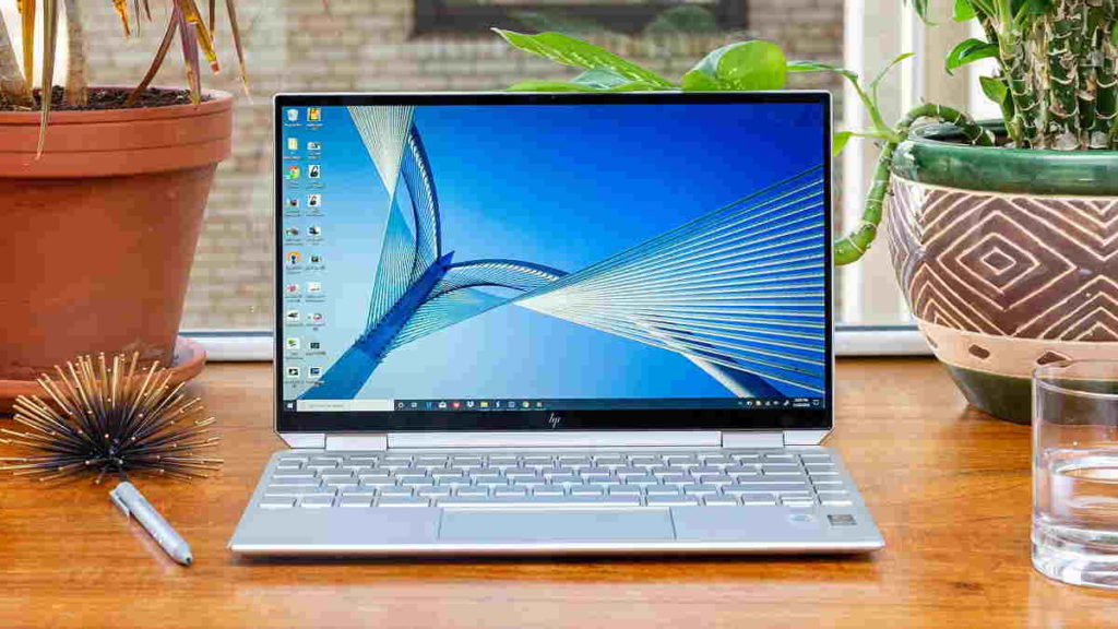 Laptop HP Terbaru Paling Favorit dengan Spesifikasi Lengkap