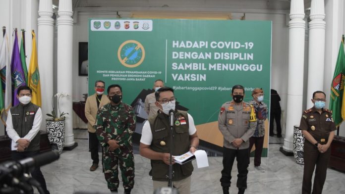 Vaksinasi Covid-19 di Jabar