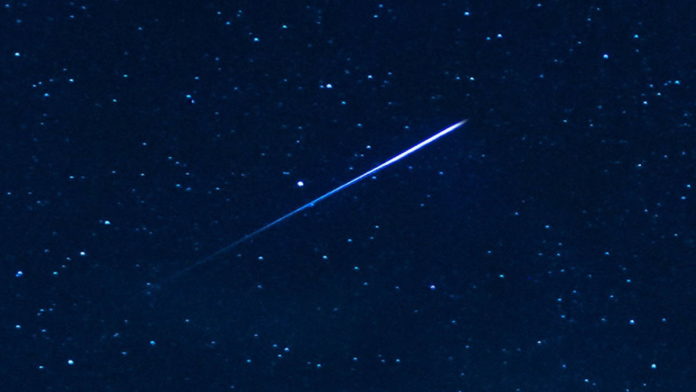 Puncak Hujan Meteor Alpha-Centaurid