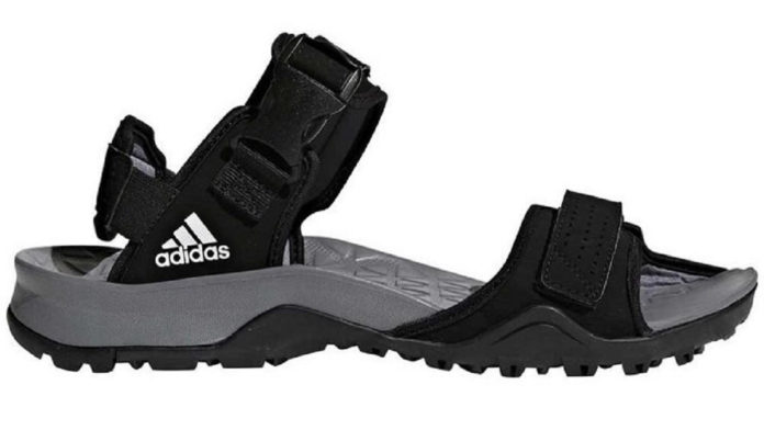 Sandal Gunung Pria, Rekomendasi Alas Kaki Kuat Terbaik dan Stylish