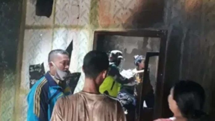 Balita Main Korek Api