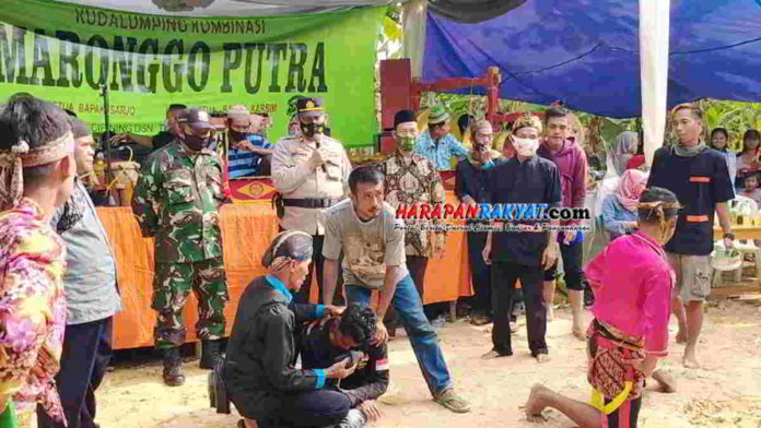 Hiburan Kuda Lumping di Sidaharja Ciamis Dibubarkan Aparat