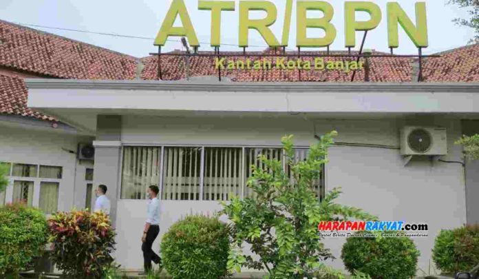 Sertifikat tanah akan ditarik oleh Kementerian Agraria dan Tata Ruang/Badan Pertanahan Nasional (ATR/BPN). Foto: Muhlisin/HR.