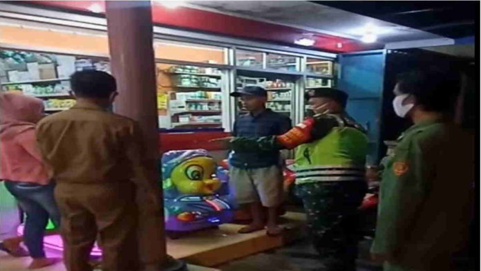 PPKM Mikro, Gugus Tugas Desa Kawali Ciamis Sisir Pusat Perbelanjaan