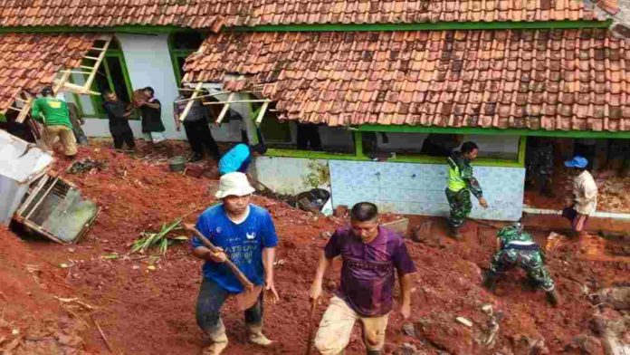 Peringatan Cuaca Ekstrim di Jabar