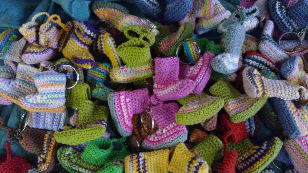 Souvenir Pernikahan dari Rajutan