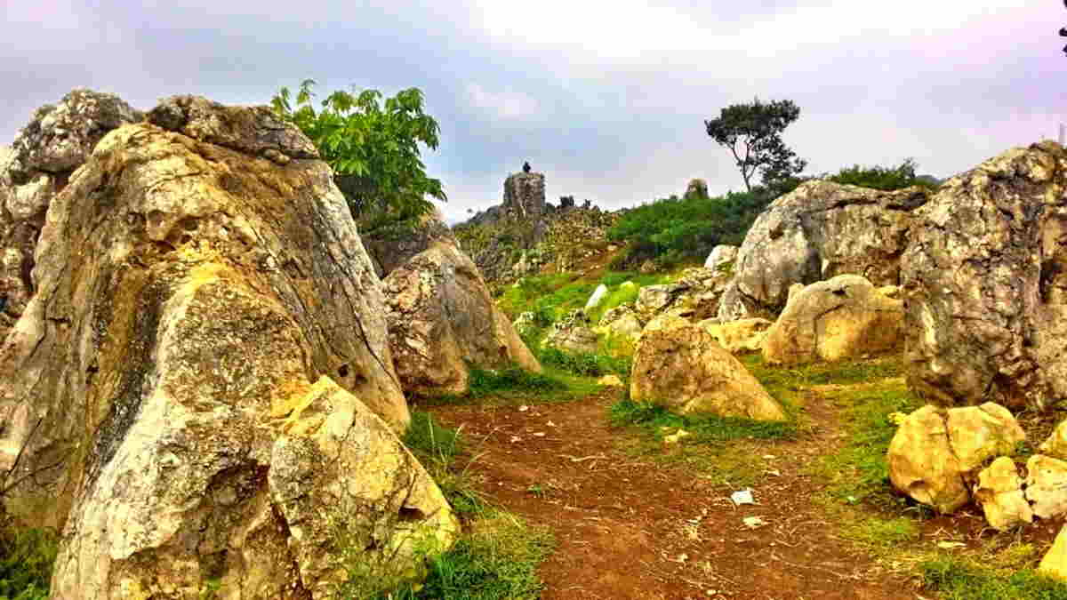 Stone Garden Padalarang Wisata Sejarah