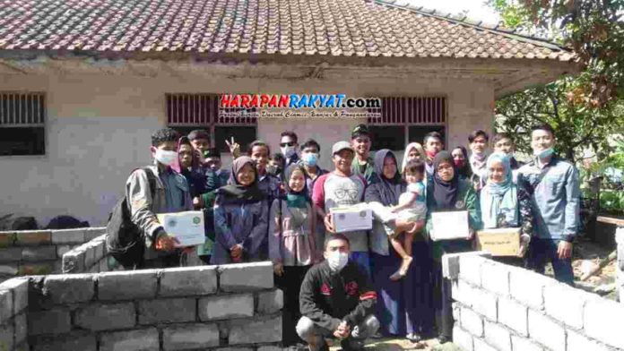 Mahasiswa STITNU Al Farabi Pangandaran Bantu Korban Kebakaran