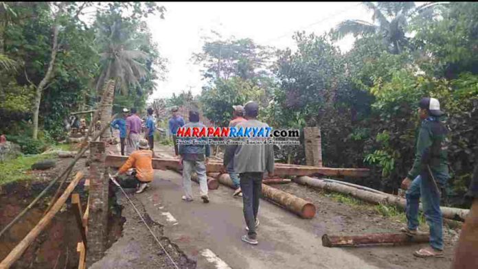 PUPRP Ciamis Tangani Jalan Penghubung Antar Kabupaten yang Longsor