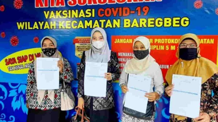 Persiapan KBM Tatap Muka, Ribuan Guru di Ciamis Jalani Vaksinasi