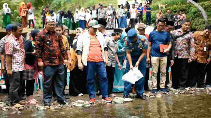 Bupati Jeje Larang Warga Pangandaran Tangkap Ikan dengan Portas