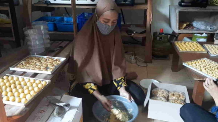 Jelang Ramadan, Pengrajin Kue di Tasikmalaya Kebanjiran Order