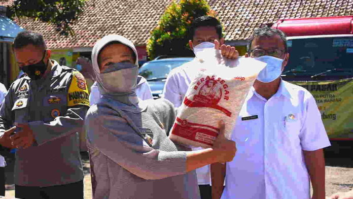 Stabilkan Harga Bahan Pokok, Pemkot Banjar Gelar Operasi Pasar Murah