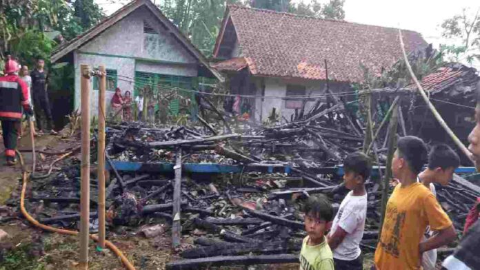 Rumah Panggung Kebakaran