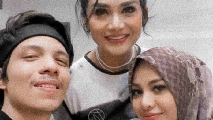 Kabar Kehamilan Aurel Hermansyah
