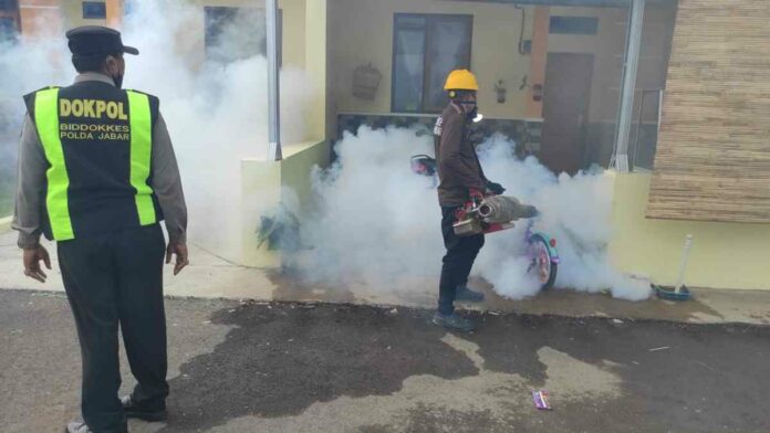 Mapolres Banjar Disemprot Fogging