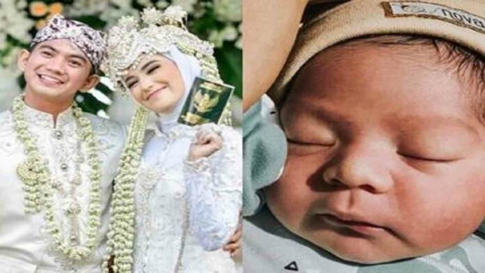 Nadya Mustika Tampil Beda