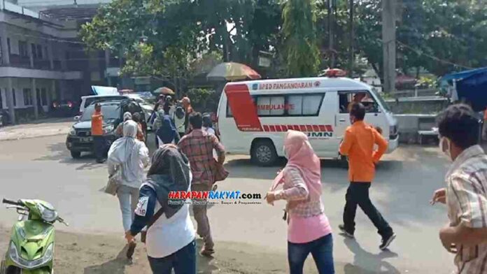 Simulasi Gempa 10 SR di Pangandaran