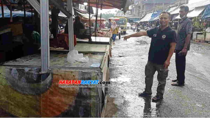 Sweeping Pedagang