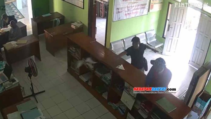 oknum wartawan mengamuk