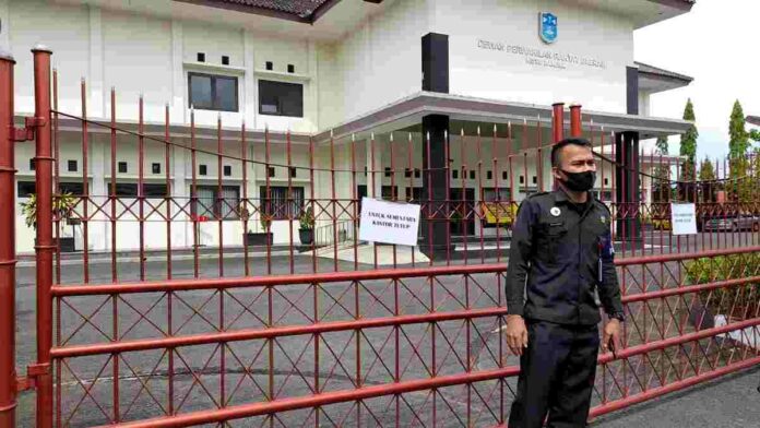 DPRD Kota Banjar Ditutup