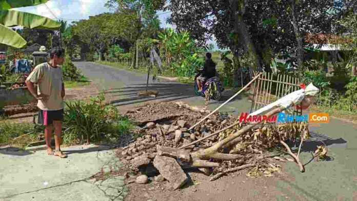 Jalan Amblas di Banjar