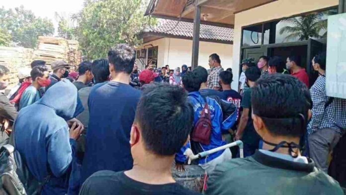 Sistem Borongan