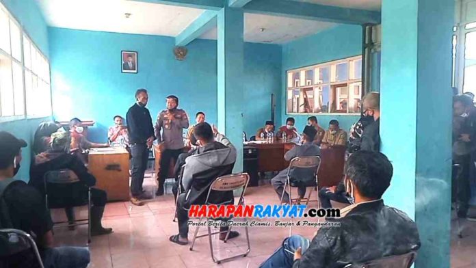 Warga Desa