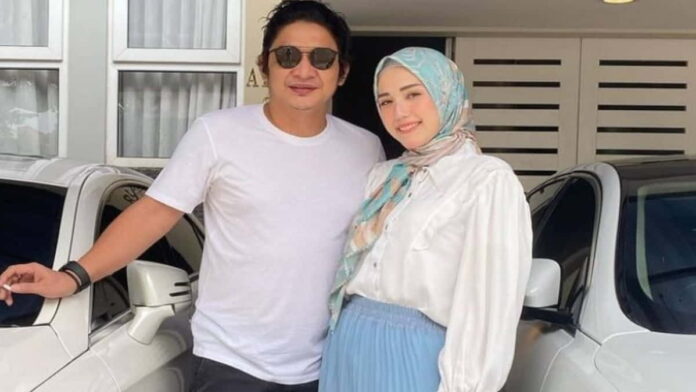 Keluarga Pasha Ungu Positif Covid-19, Mulai dari Istri Hingga Anaknya