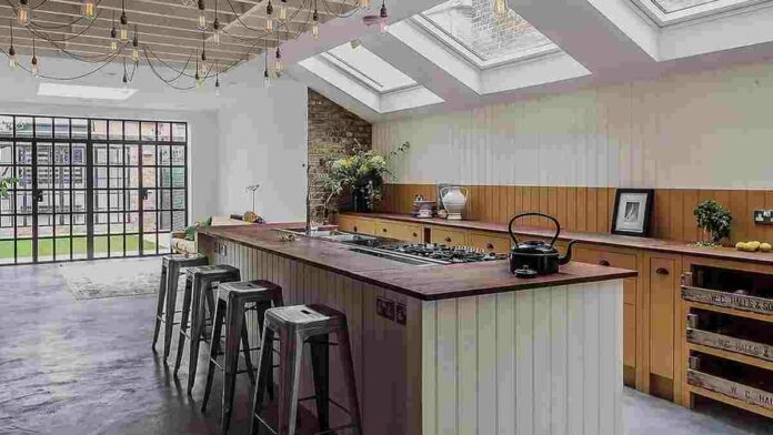 Desain Atap Dapur Transparan, Menghadirkan Pencahayaan yang Baik