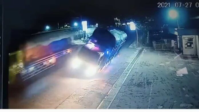Truk Oleng di Tasikmalaya
